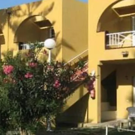 Tisalaya Park Stay, Cosy In *